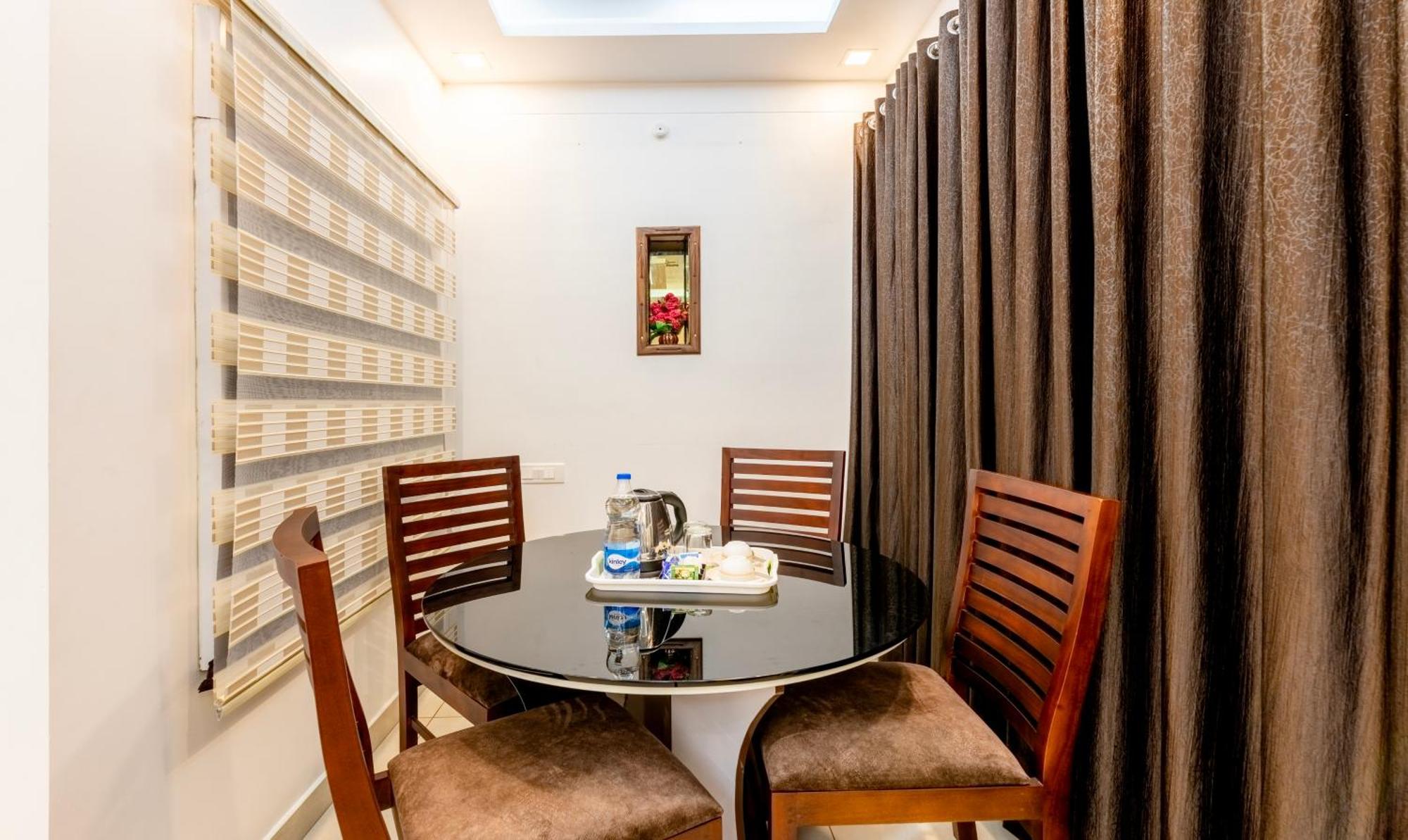 Kochi Treebo Premium Cochin Airport, 5 Min From Cochin Airport酒店 外观 照片