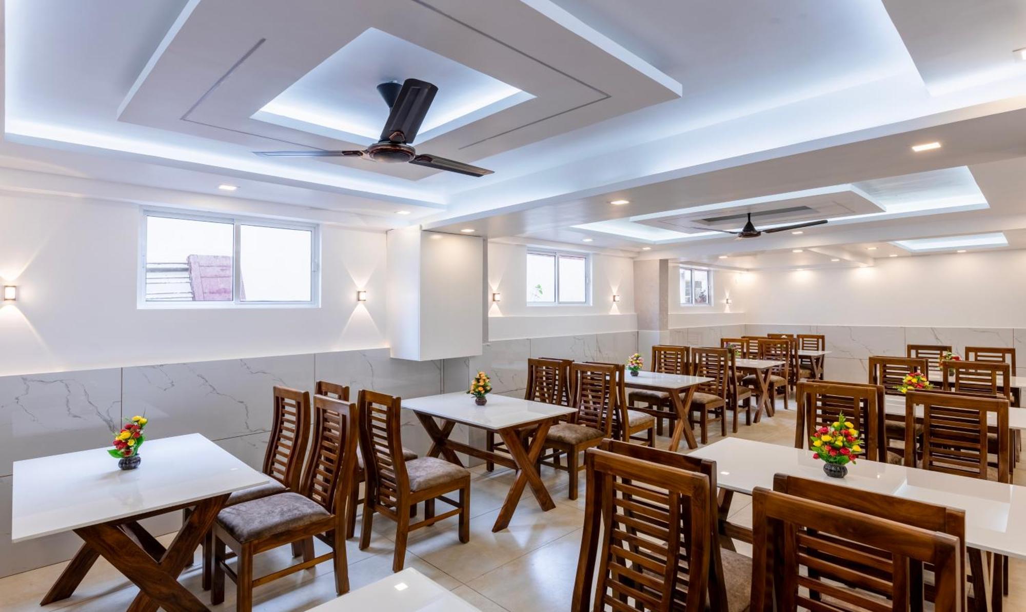 Kochi Treebo Premium Cochin Airport, 5 Min From Cochin Airport酒店 外观 照片